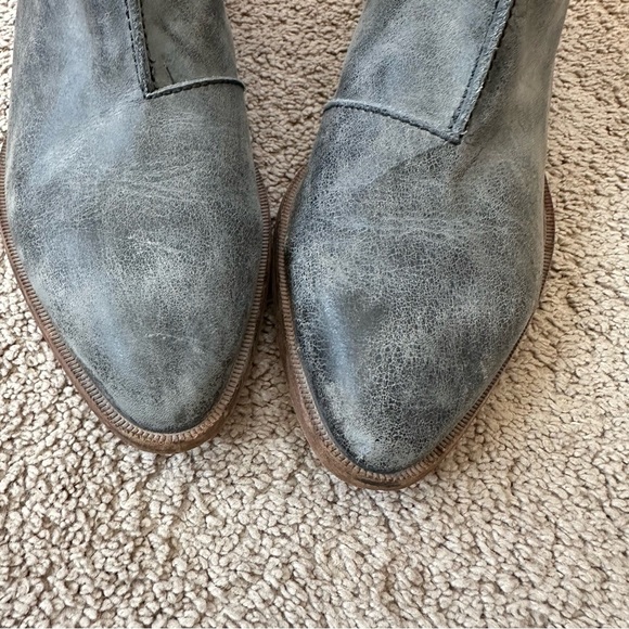 FREE PEOPLE Dark Horse Gray Leather Distressed Western Chelsea Ankle Boots 38 - Picture 8 of 9